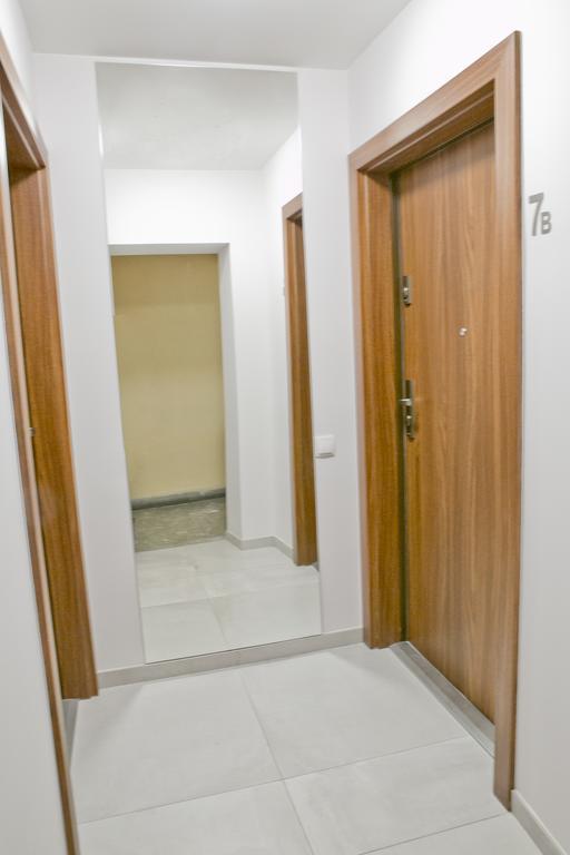 Elegant City Center Apartment 7B クラクフ エクステリア 写真